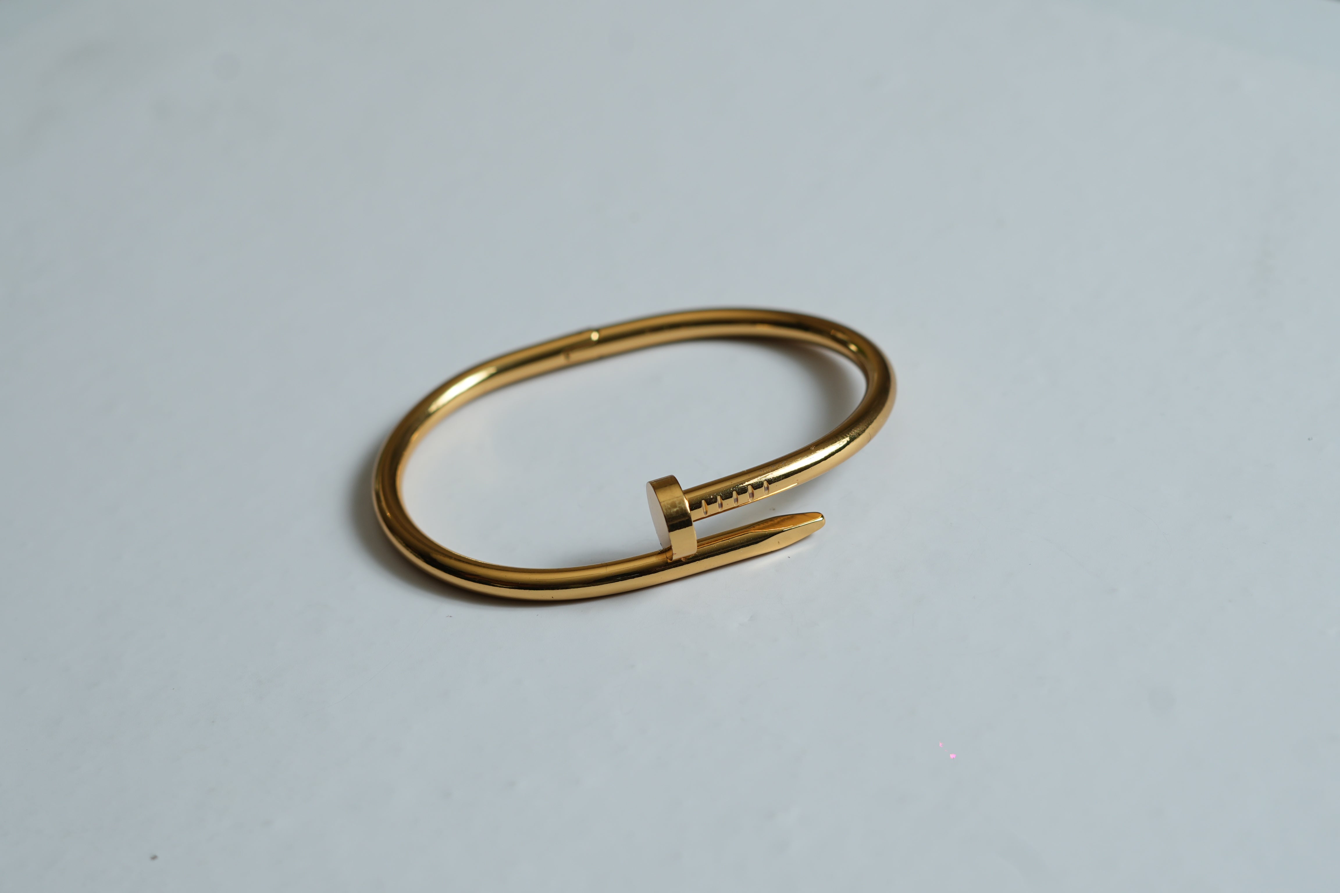 Gold Pointe Cable Bangle Bracelet