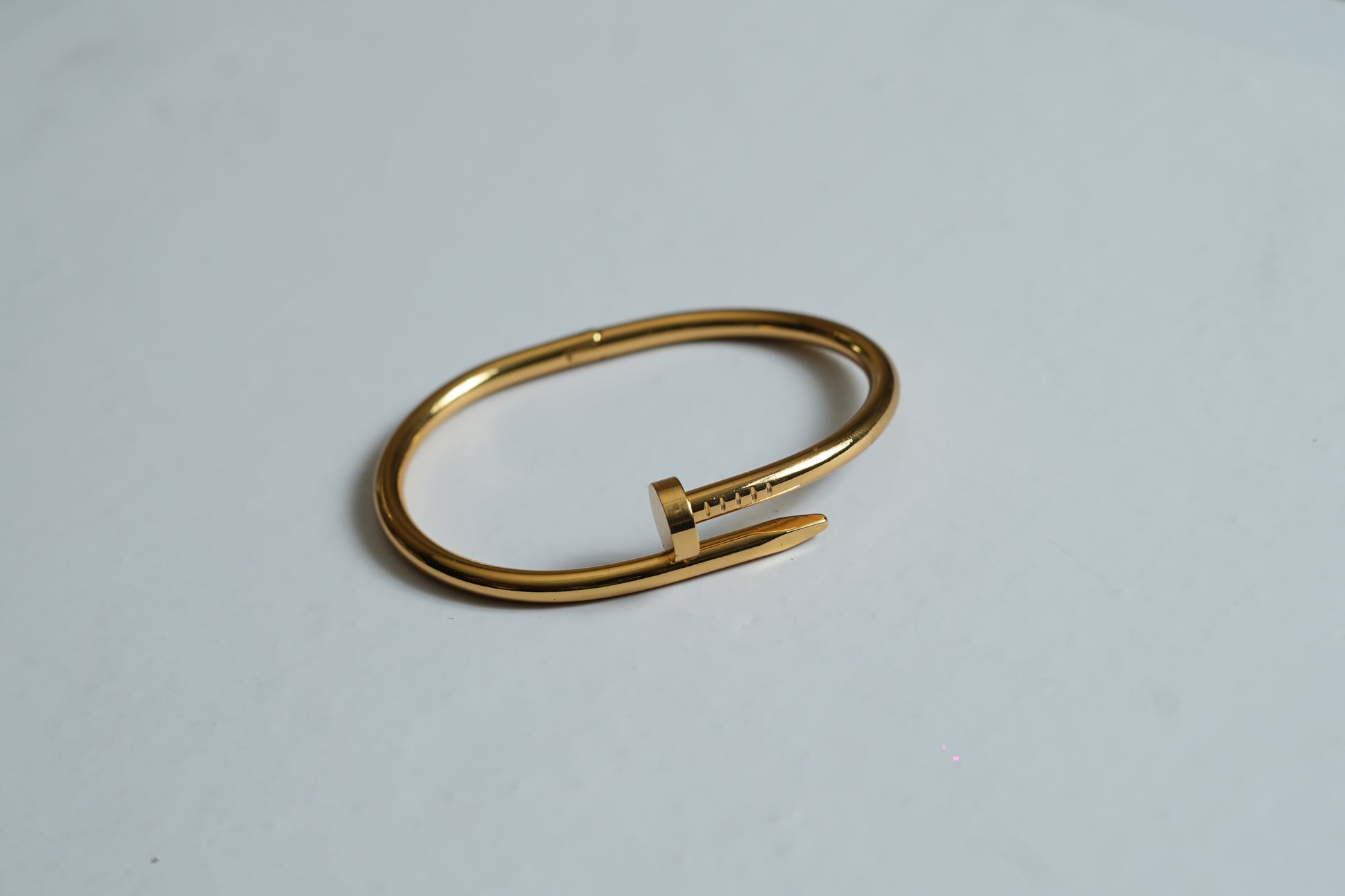 Gold Pointe Cable Bangle Bracelet