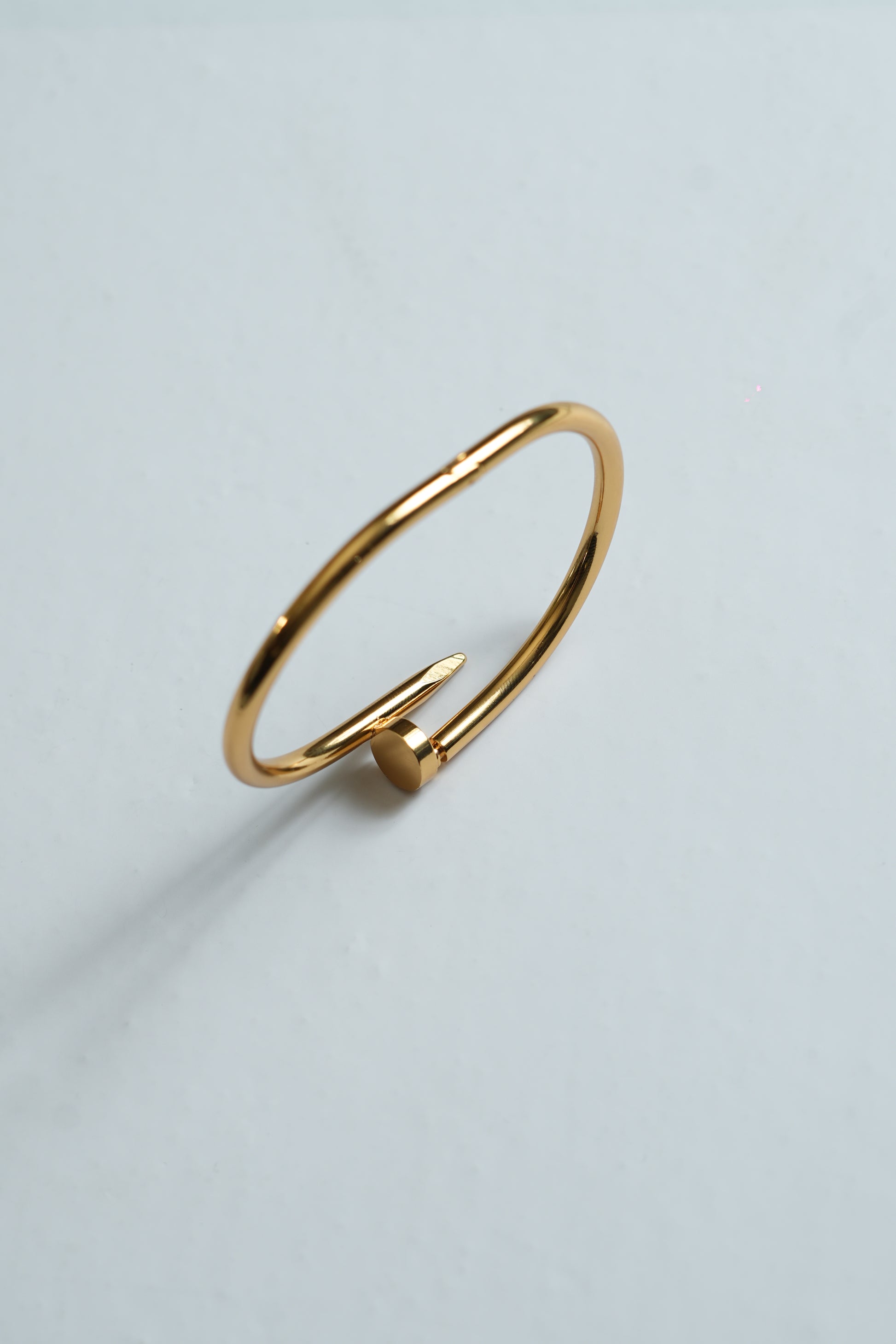 Gold Pointe Cable Bangle Bracelet