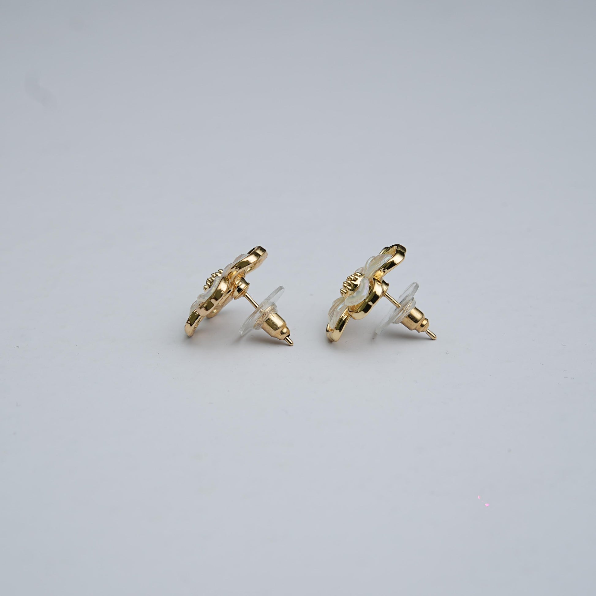 Flore Glacia white topaz studs