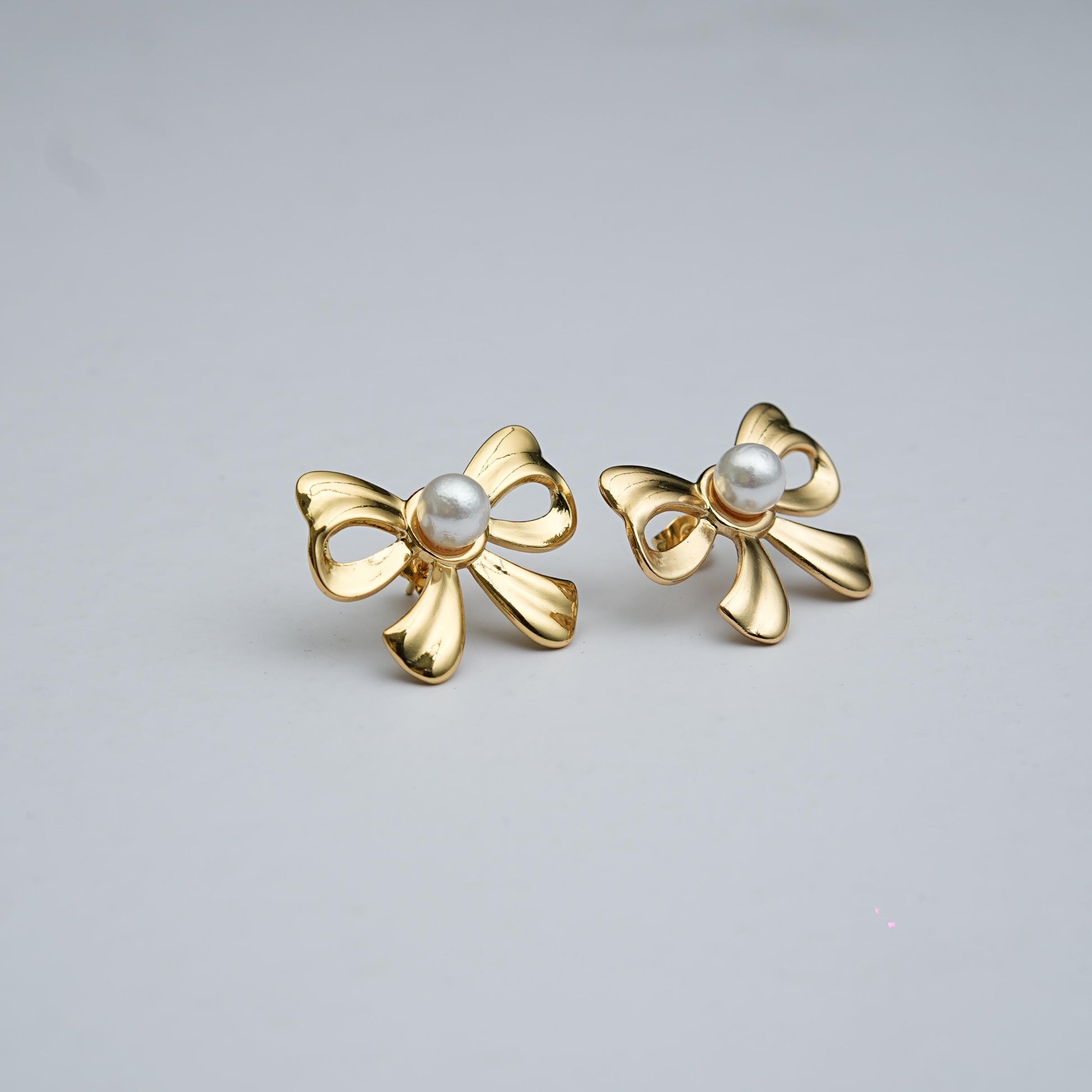 Bow Knot Playful Stud earrings