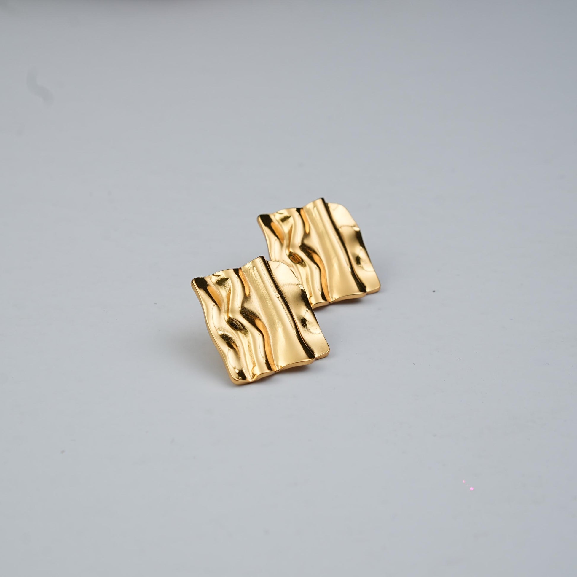 Terra mimic Wave Stud earrings