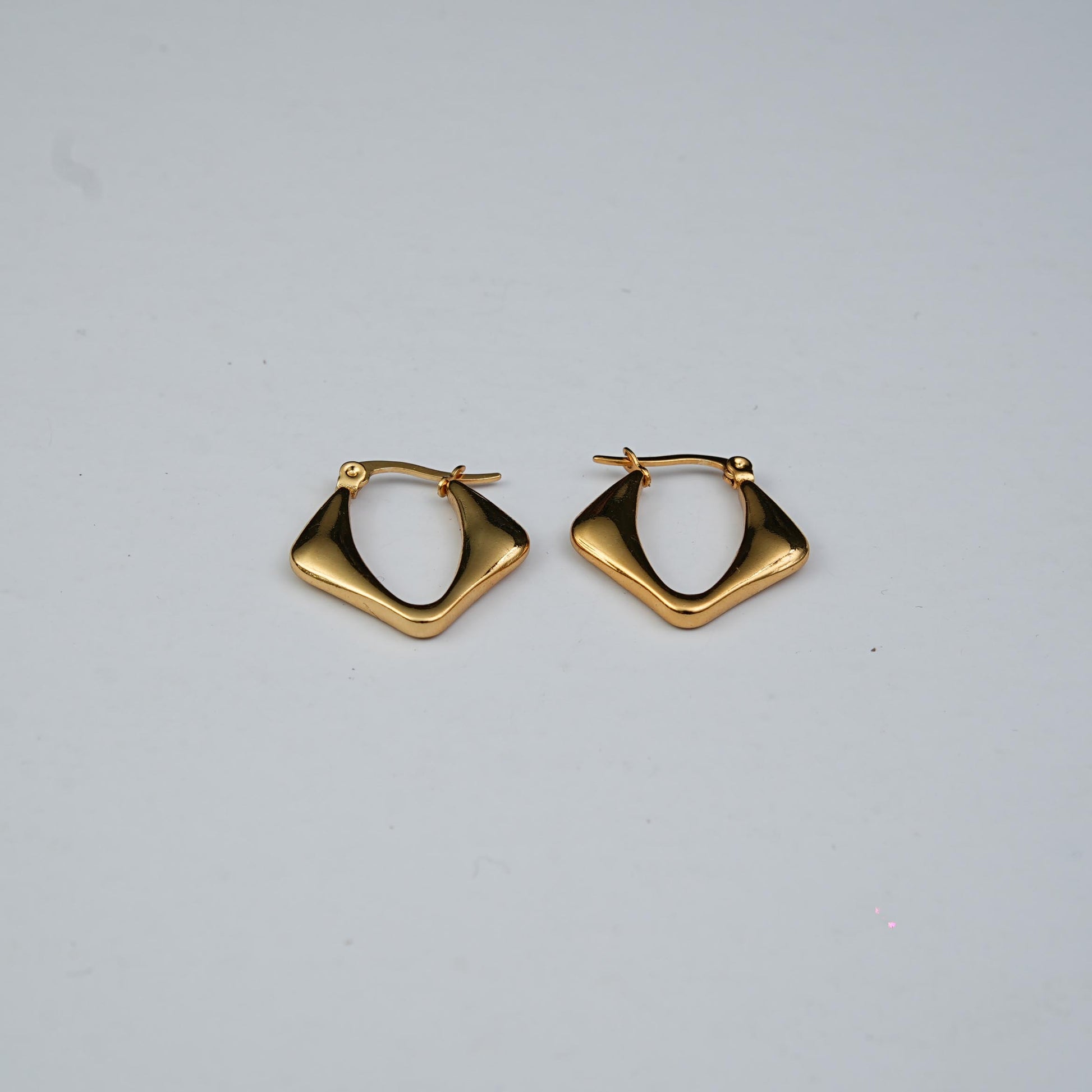 Poise Everyday Hoops