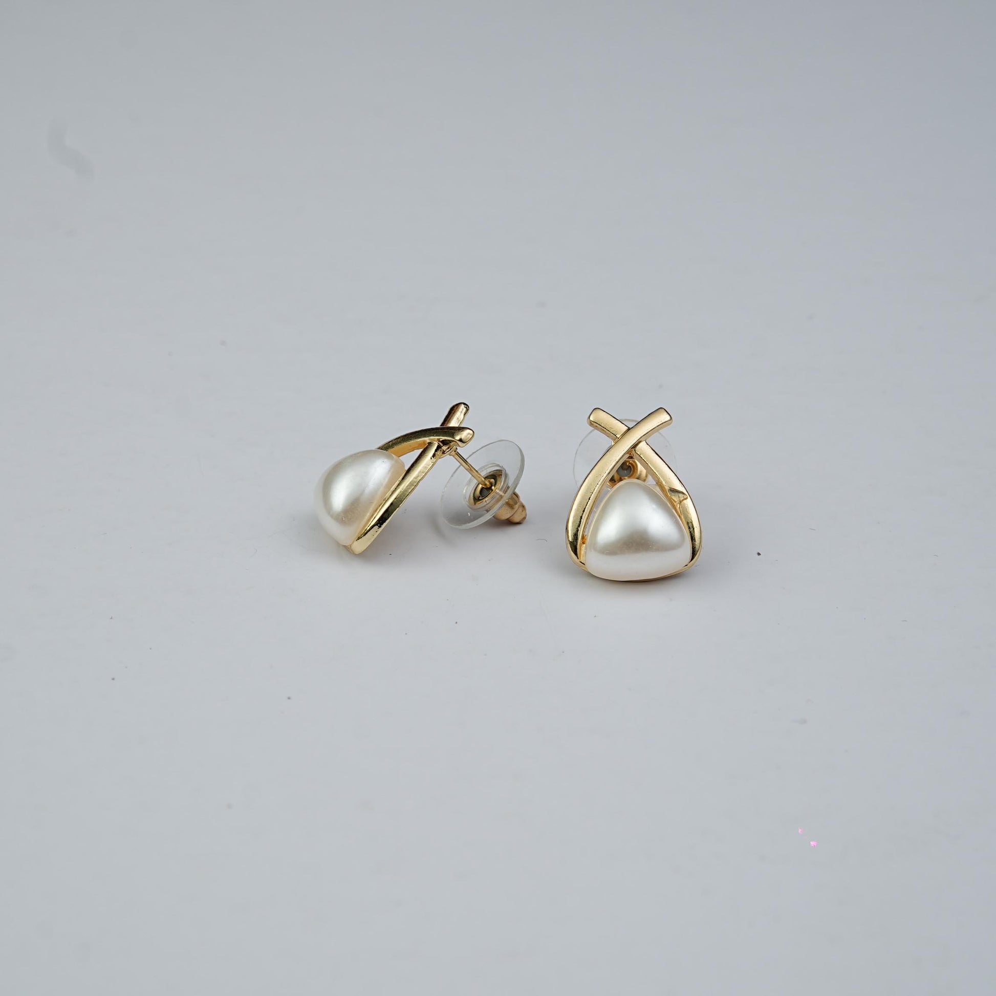 Lustre Pearl drop Studs