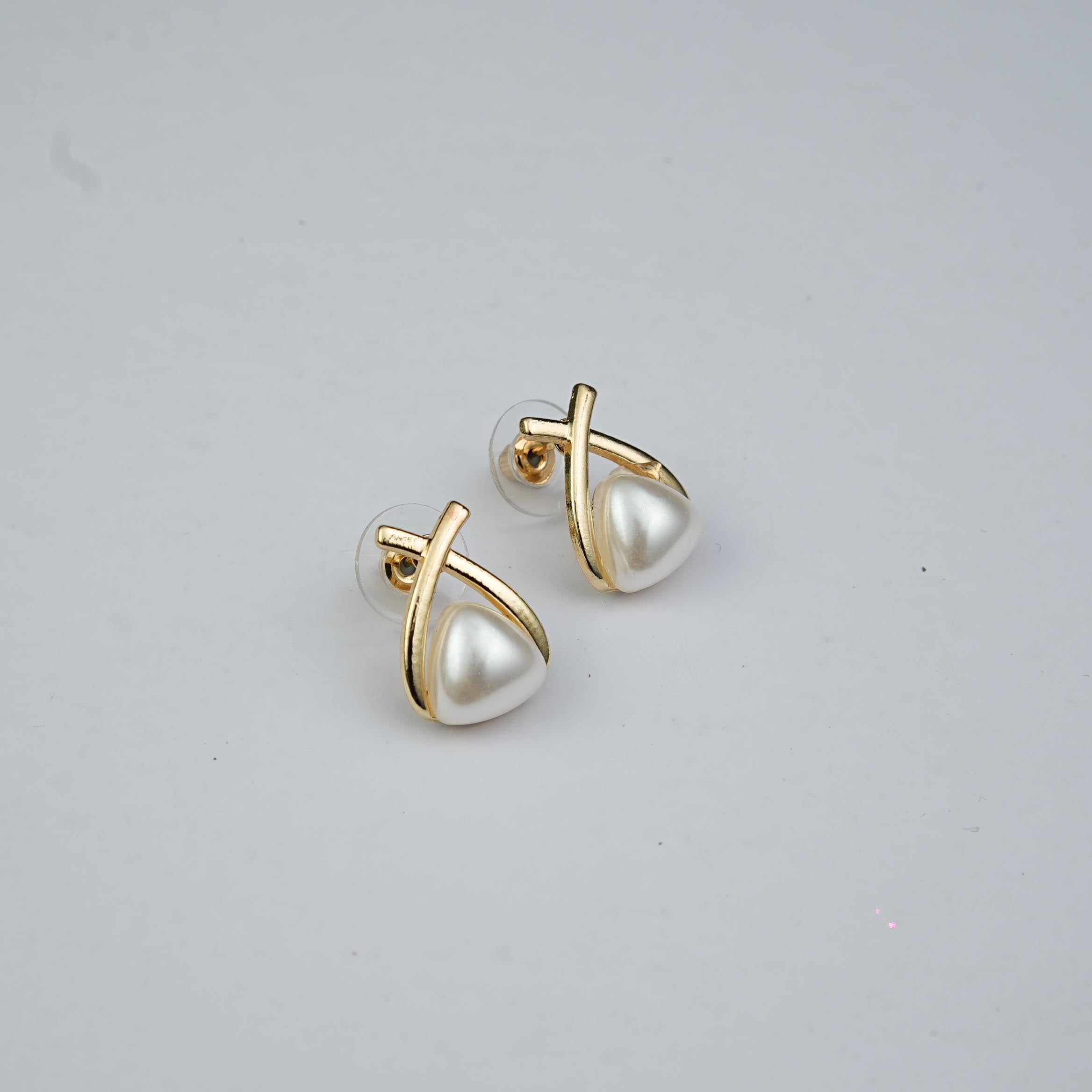 Lustre Pearl drop Studs