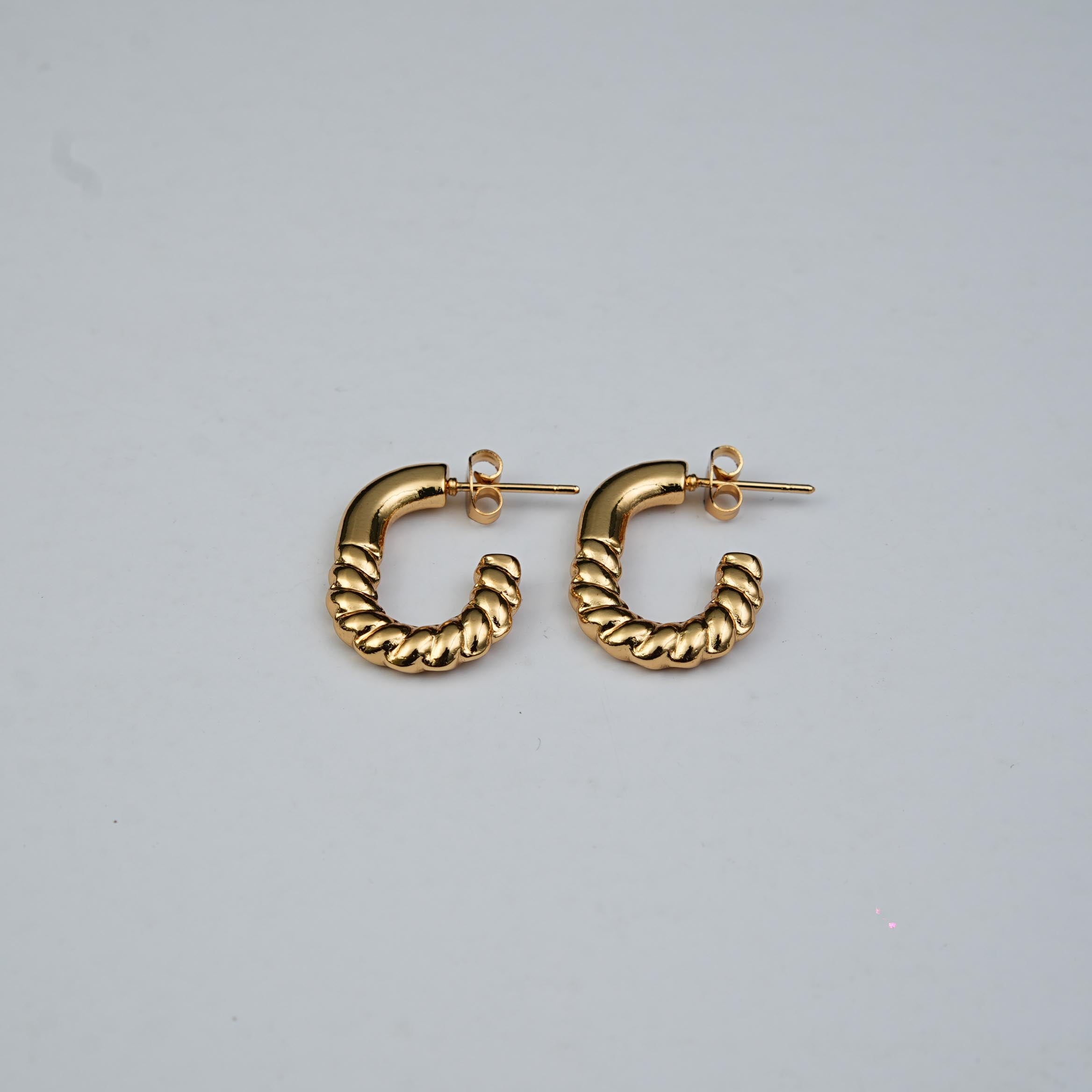 Sculpt Flick Half Hoops