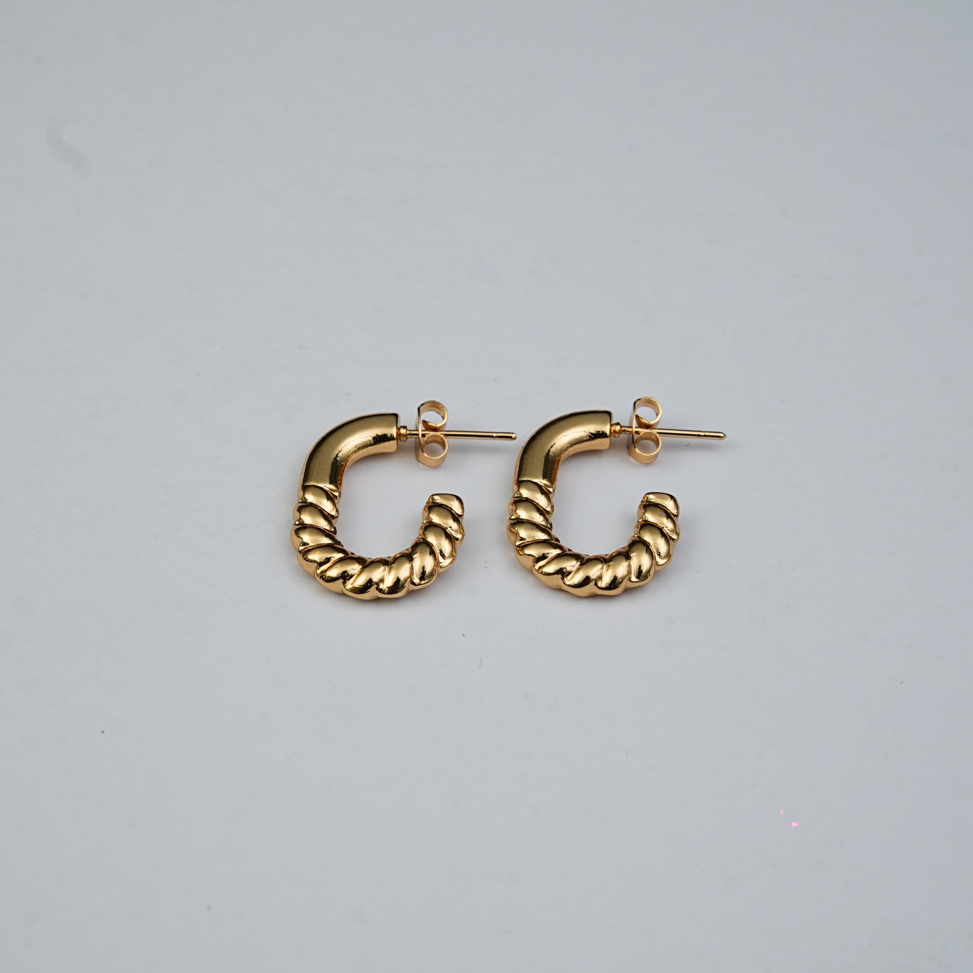 Sculpt Flick Half Hoops