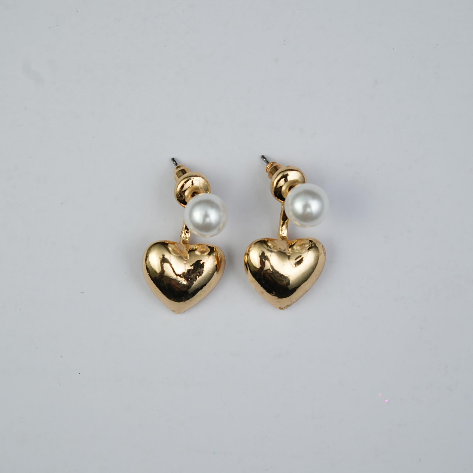 Lustre Pearl drop Heart Studs