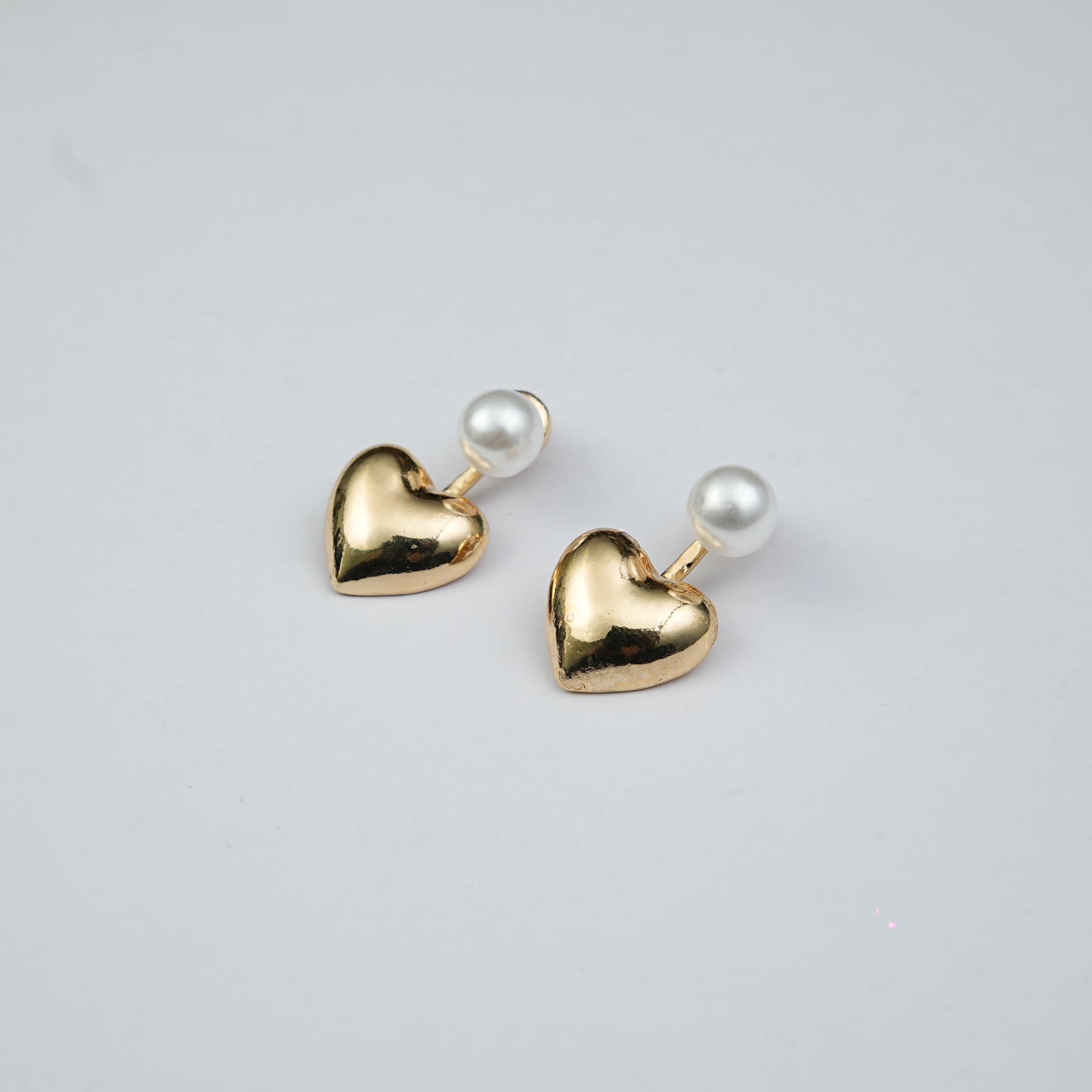 Lustre Pearl drop Heart Studs