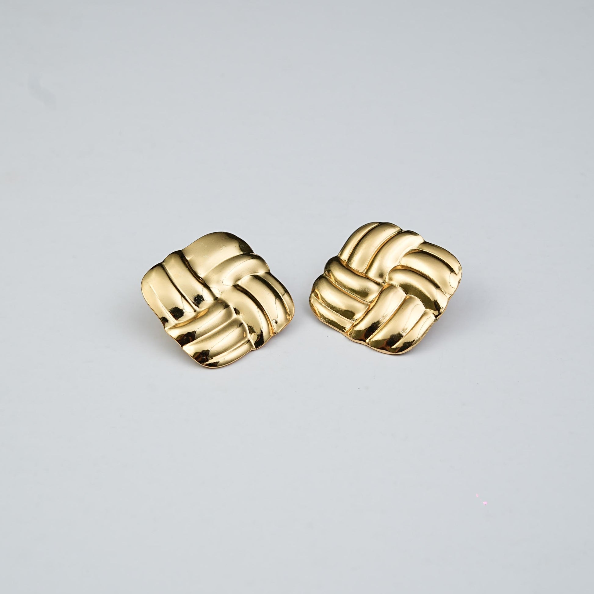 Tide Rippled  Stud earrings