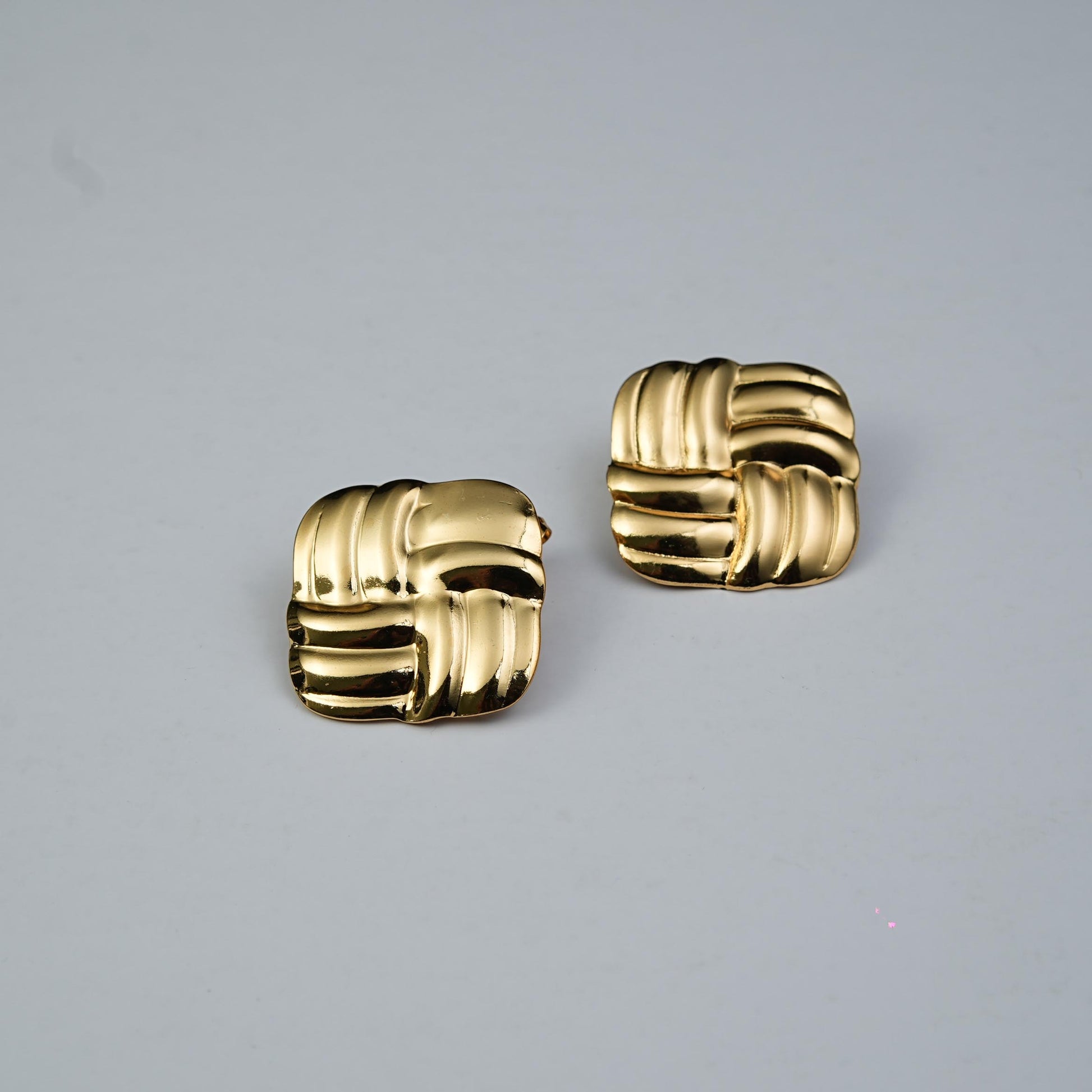 Tide Rippled  Stud earrings